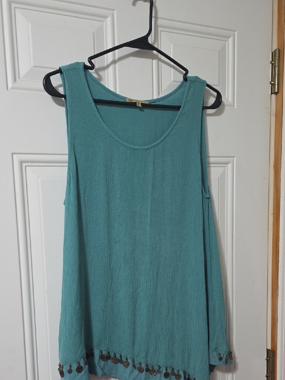Democracy Seafoam Textured Crew Neck Sleeveless Top